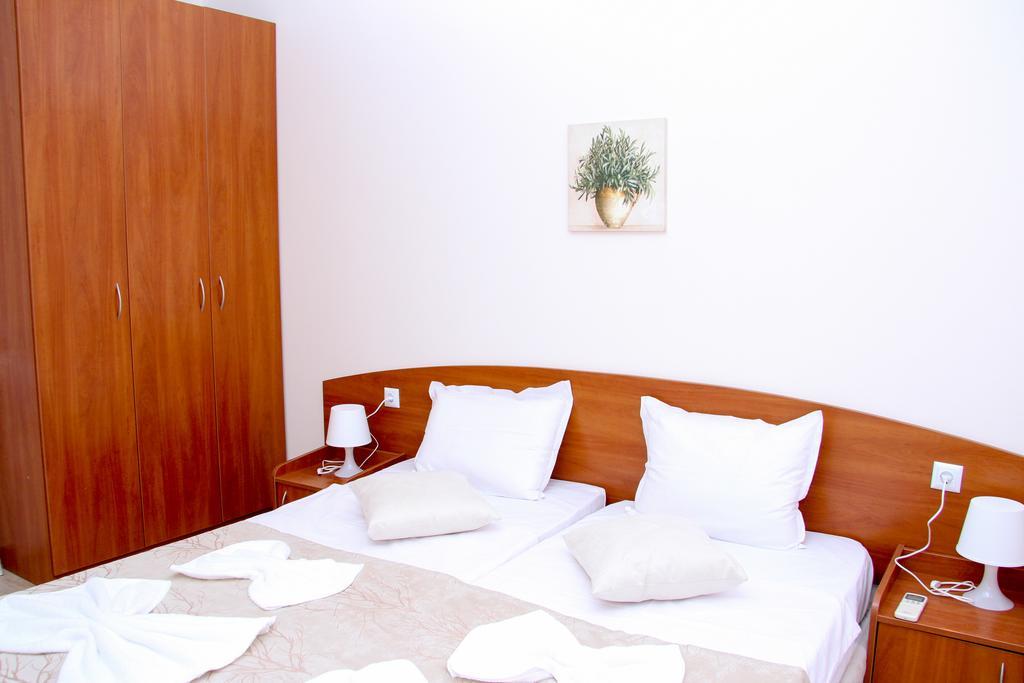 Capuccino Guest Apartments - Free Parking And Wi-Fi Sunny Beach Exterior foto